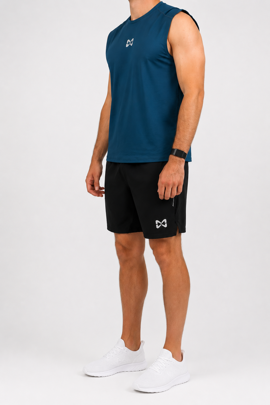 MOTIV8E Performance Sleeveless - Deep ocean
